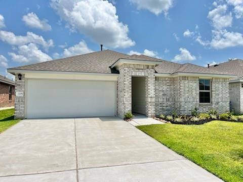 2209 Spyglass DR, Navasota, TX 77868