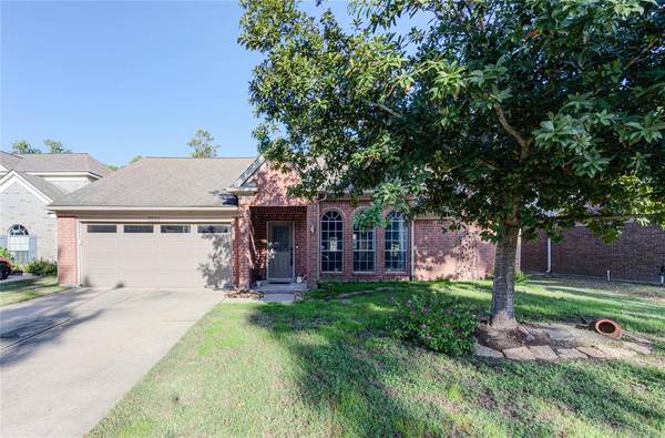 8806 Driftstone DR, Spring, TX 77379