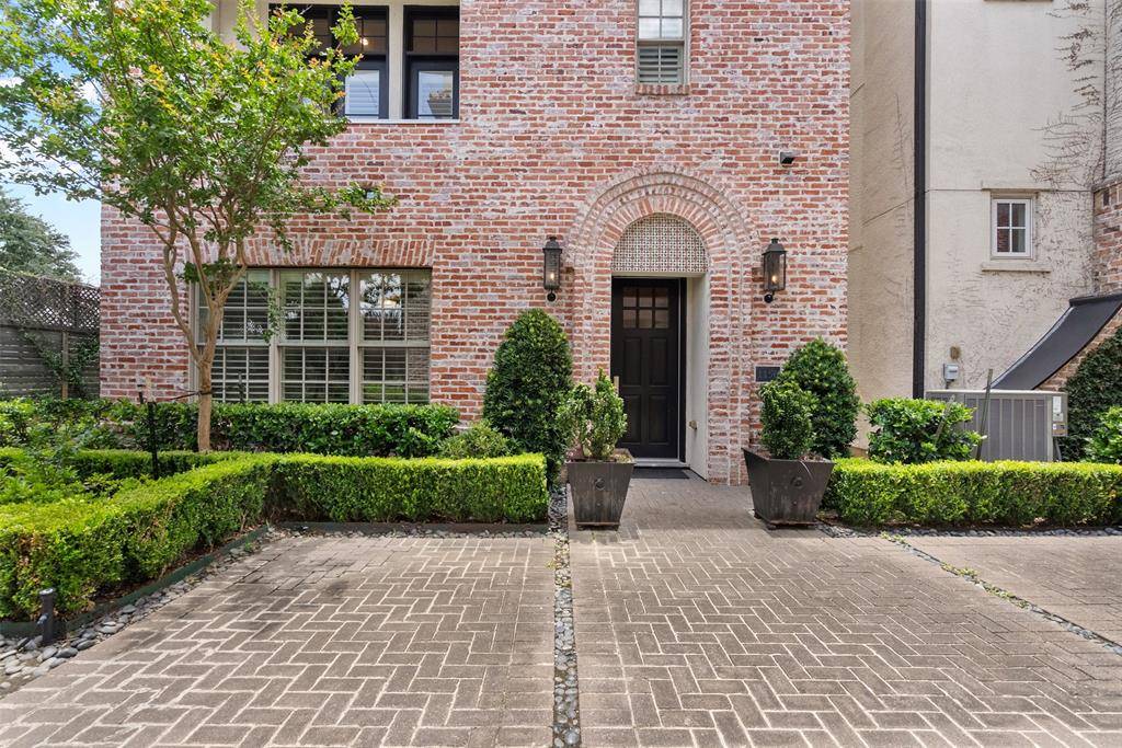 Houston, TX 77055,1156 Mosaico LN