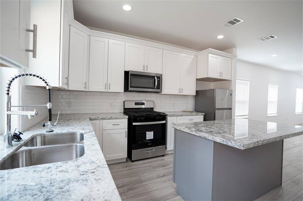 Houston, TX 77028,7914 Laura Koppe RD #B