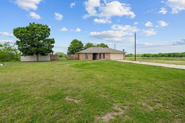 Kaufman, TX 75142,6018 Meadowbrook DR