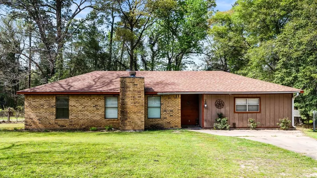 240 Hill LN, Coldspring, TX 77331