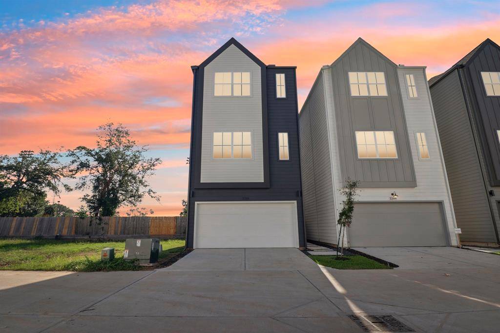Houston, TX 77055,8321 Springwood Creek LN