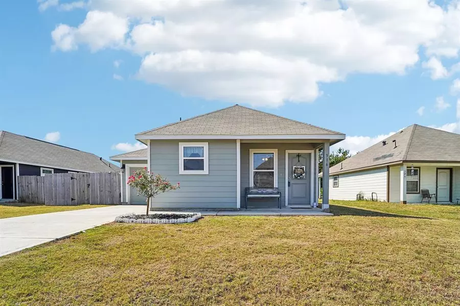 316 Road 5138, Cleveland, TX 77327