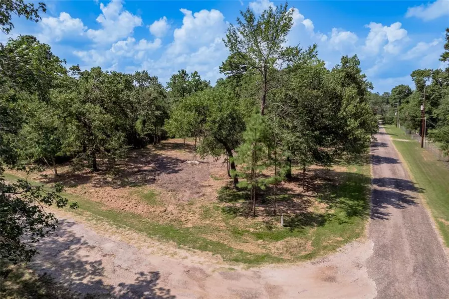 546 Hideaway DR, Trinity, TX 75862