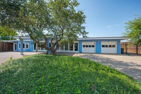 3609 Copano Drive DR, Rockport, TX 78382