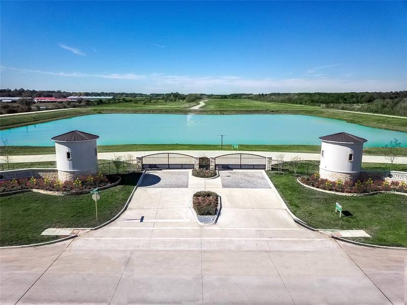 20719 Tealpointe Ridge LN, Tomball, TX 77377