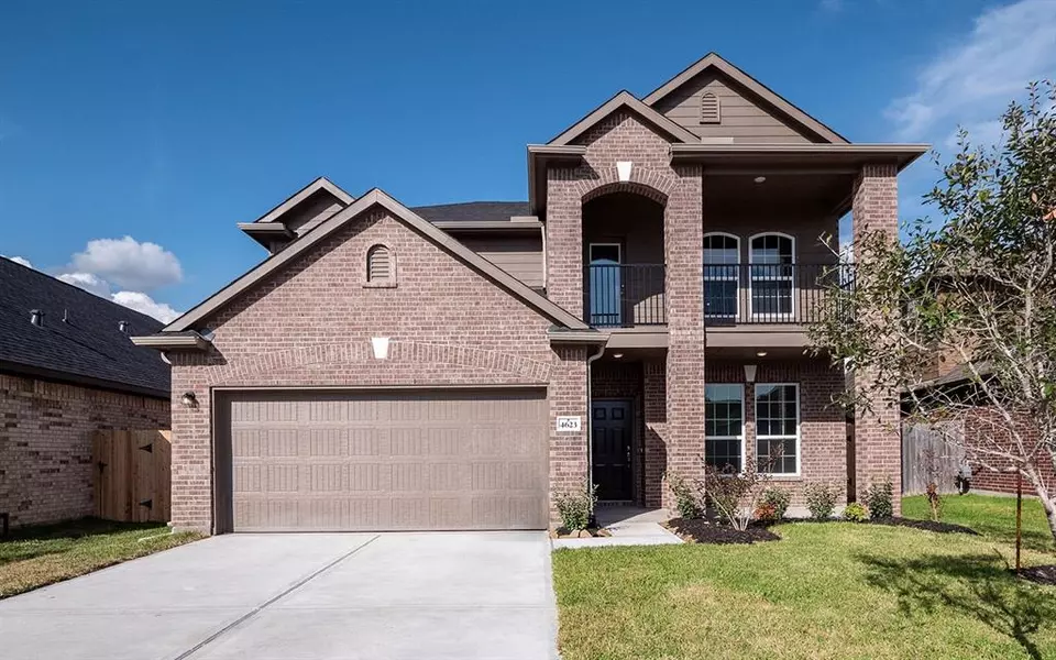 4623 Crescent Lake CIR, Baytown, TX 77521