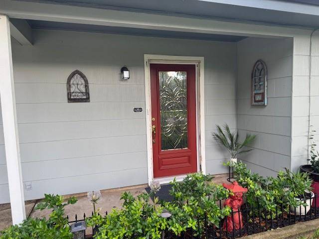 Bellville, TX 77418,235 S Holland