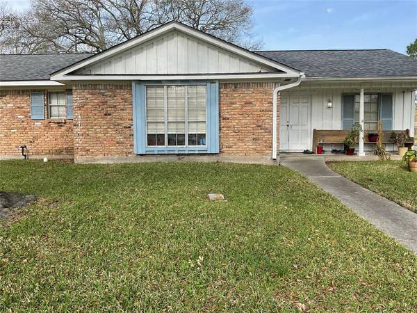 10459 Collingswood RD, La Porte, TX 77571