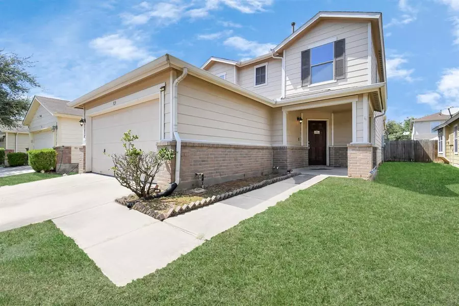 323 Remington Bend CT, Houston, TX 77073