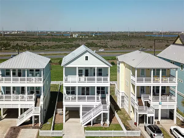 11446 Sea Butterfly, Galveston, TX 77554