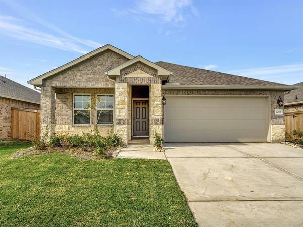 3203 Tranquillity DR, Texas City, TX 77591