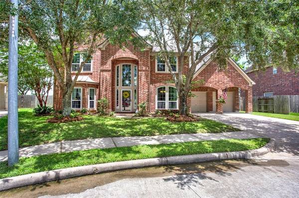 2903 Covebrook DR, Pearland, TX 77584