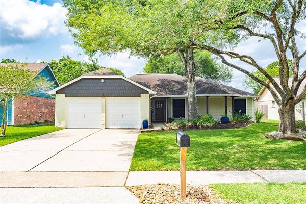 5606 Buttercup ST, League City, TX 77573