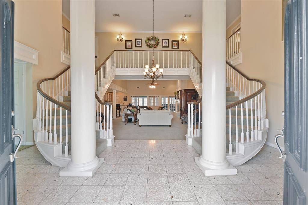 2536 22nd AVE N, Texas City, TX 77590