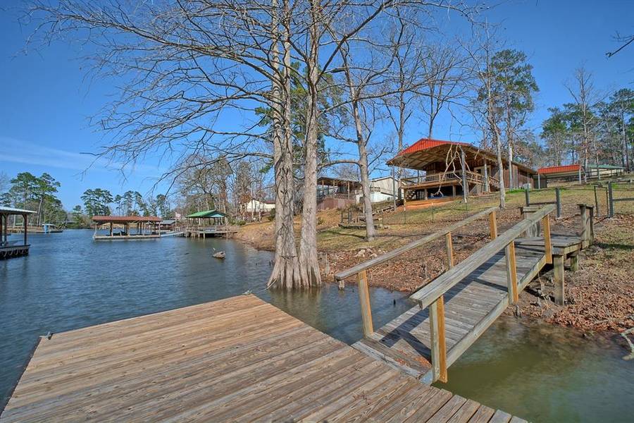 535 Tall Timbers, Burkeville, TX 75932