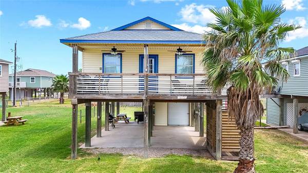 424 Angel Wing ST, Surfside Beach, TX 77541