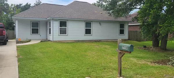 1709 Brookshire ST,  La Marque,  TX 77568