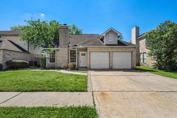 8015 Summer Trail DR, Houston, TX 77040