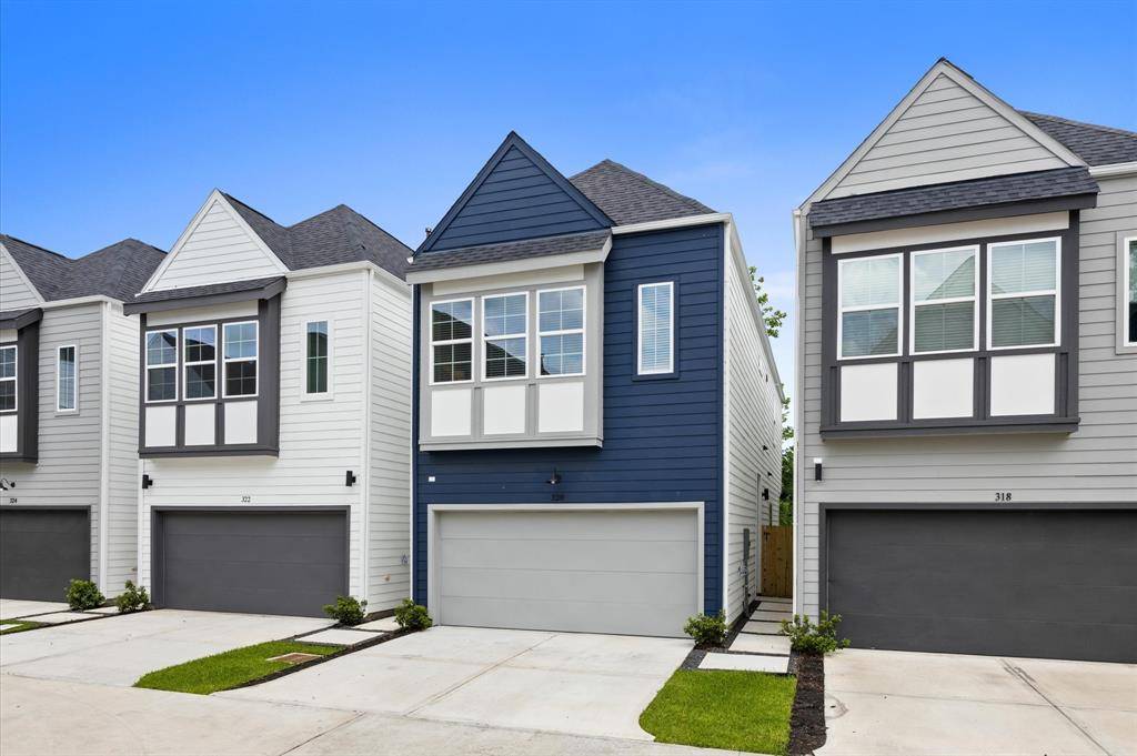 322 Neyland ST, Houston, TX 77022