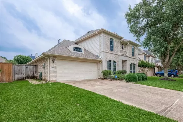 5503 Chesapeake PL,  Sugar Land,  TX 77479