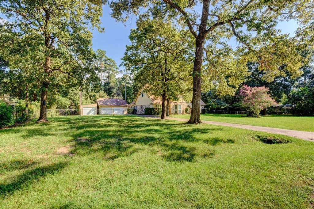703 Ruby LN,  Magnolia,  TX 77354