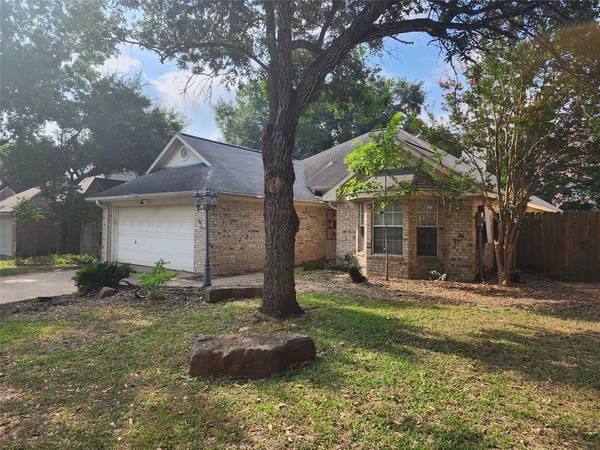 312 Scenic Brook ST, Brenham, TX 77833