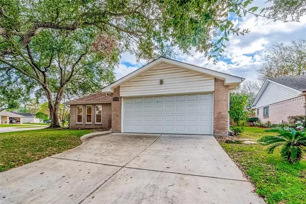 Pearland, TX 77584,903 Postwood LN