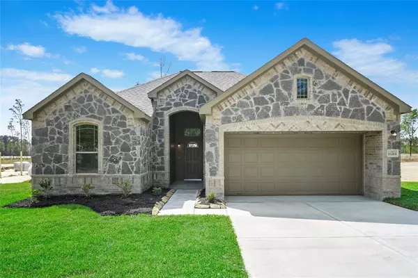 12262 N Chestnut Hills DR, Conroe, TX 77303