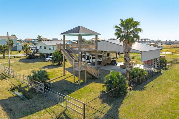 951 & 953 Kahla DR, Crystal Beach, TX 77650