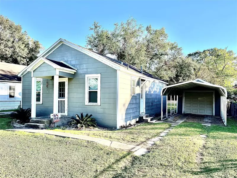 507 Elm ST, El Campo, TX 77437