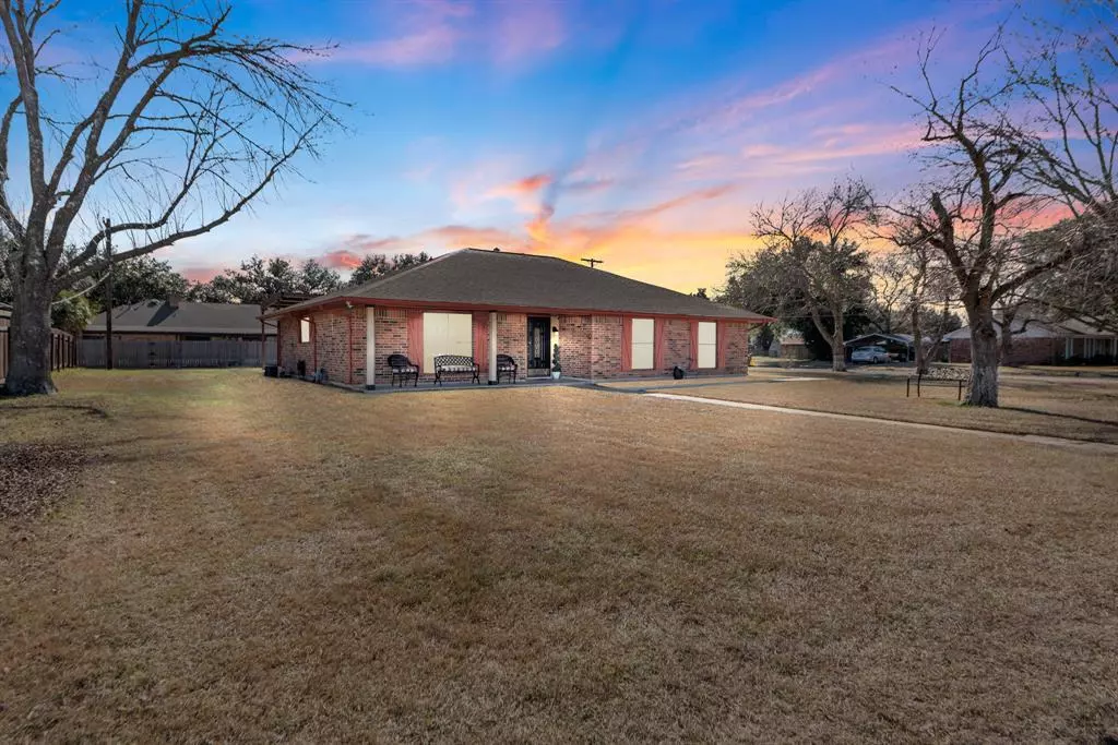 Hearne, TX 77859,1109 Wheelock ST