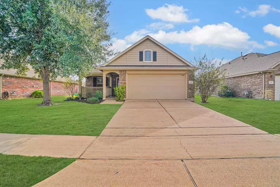 8639 Sweet Pasture DR, Tomball, TX 77375