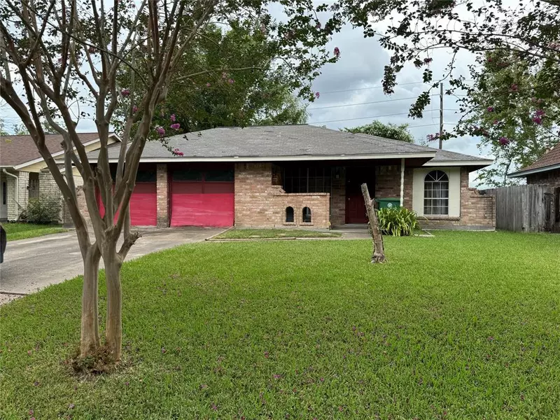 7210 Log View DR, Houston, TX 77040