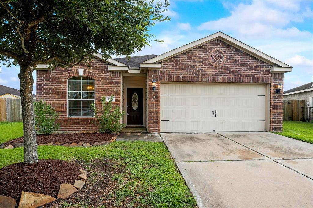 1858 Opal Peach DR, Rosharon, TX 77583