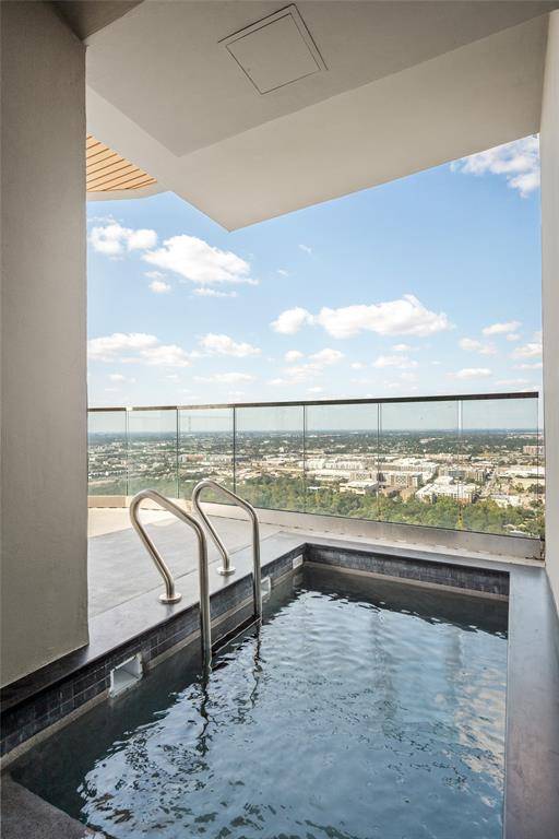 Houston, TX 77019,1711 Allen Parkway #3401
