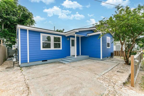 812 38th ST, Galveston, TX 77550