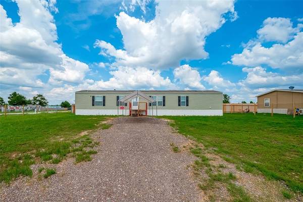 367 Road 5210, Cleveland, TX 77327