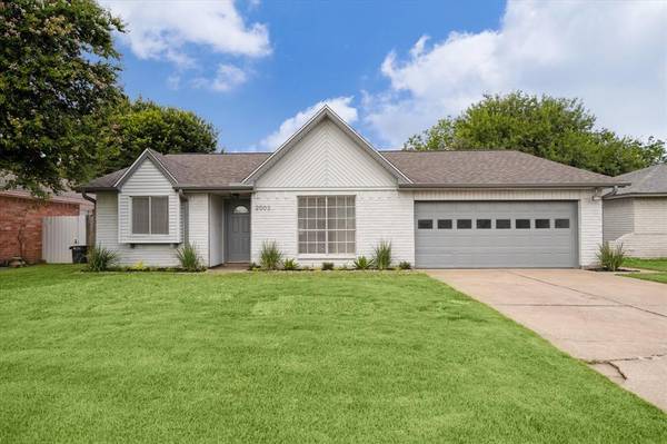 2003 Meadow Lark LN, La Porte, TX 77571