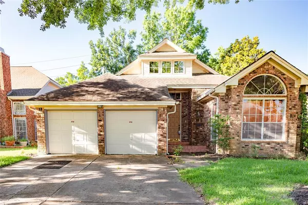 2923 Plantation Wood LN, Houston, TX 77459