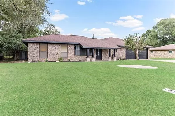 Beaumont, TX 77708,5160 Mcanelly DR