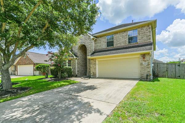 5759 Lightstone LN, League City, TX 77573