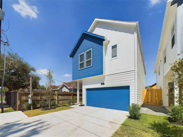 Houston, TX 77091,5024 Broom ST