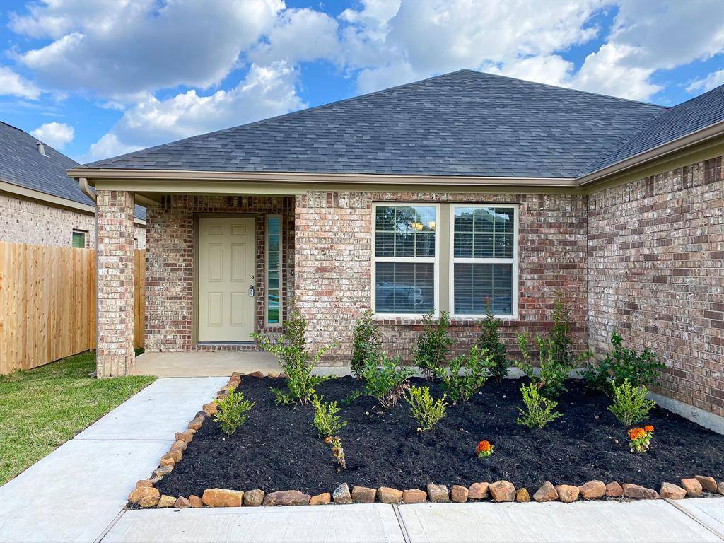 2212 Manila LN, Texas City, TX 77568