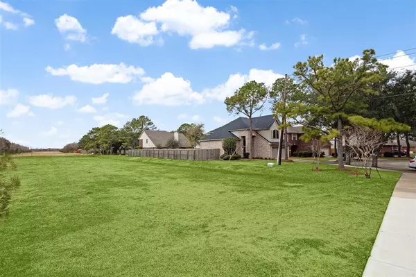 Houston, TX 77059,13726 Apple Knoll CT