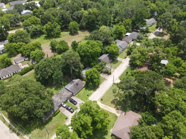 Crockett, TX 75835,000 Homewood and Pineview