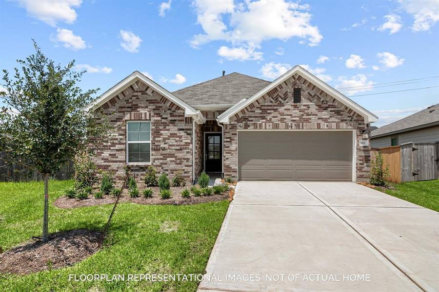 26108 Ethereal RD, La Marque, TX 77568