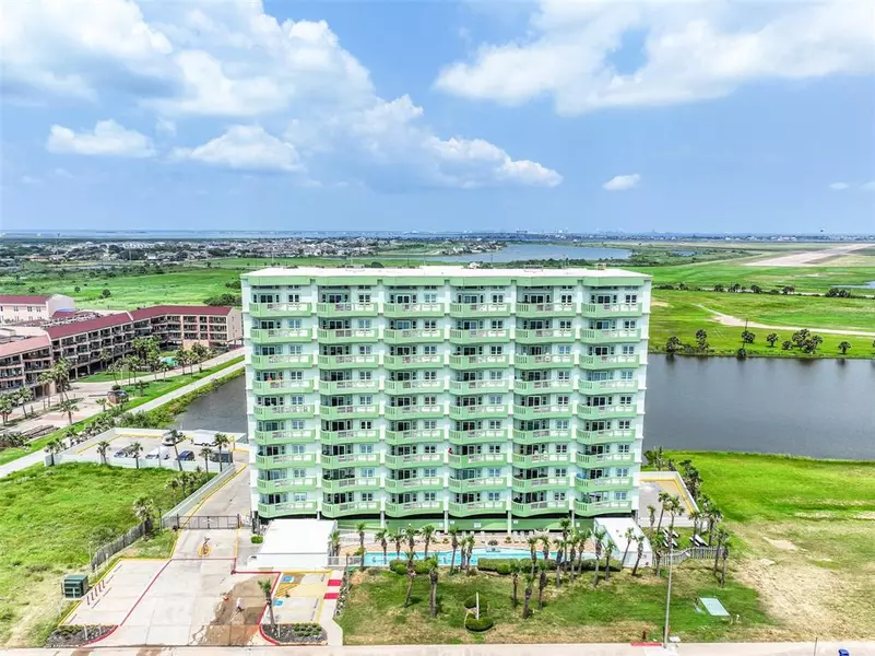 9420 Seawall BLVD #1102, Galveston, TX 77554