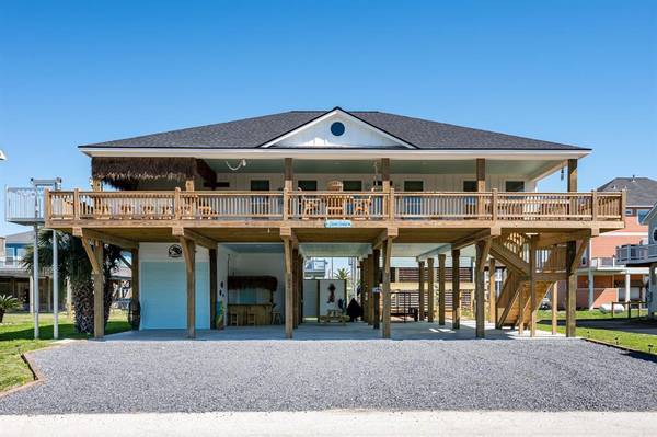 954 Kenlyn DR, Crystal Beach, TX 77650